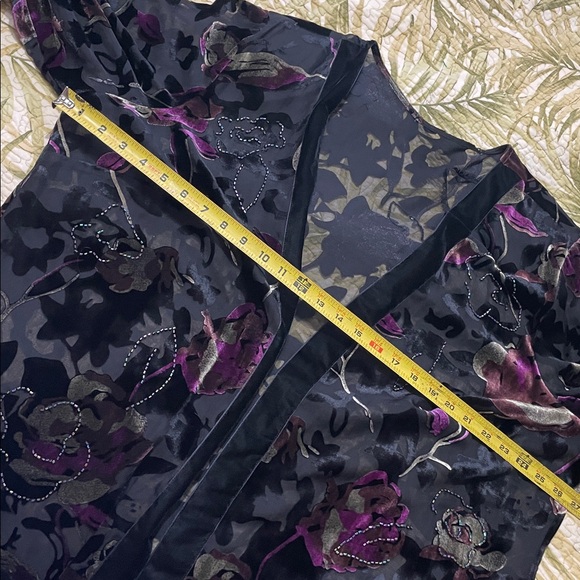 Burnout velvet, dark floral beaded, and fringe jacket - Picture 4 of 5